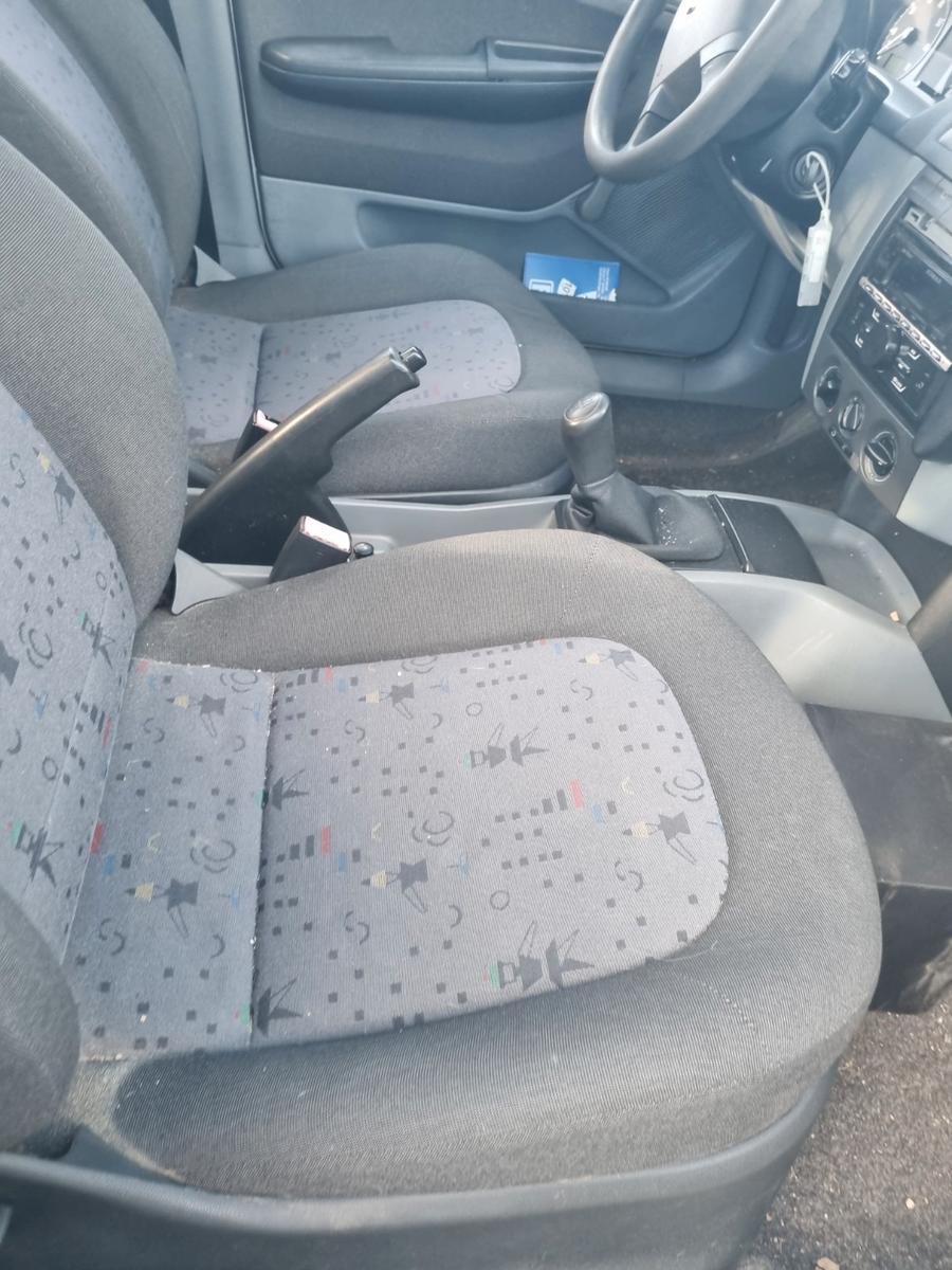 Skoda Fabia 2004 — photo 6