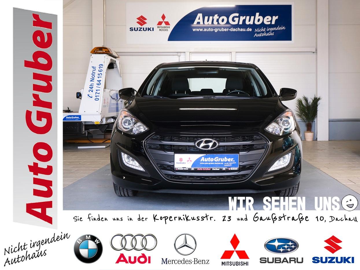 Hyundai i30 blue 1.4 Trend