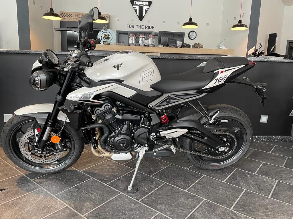 Fahrzeugabbildung Triumph Street Triple 765 R EU5_SOFORT VERFÜGBAR