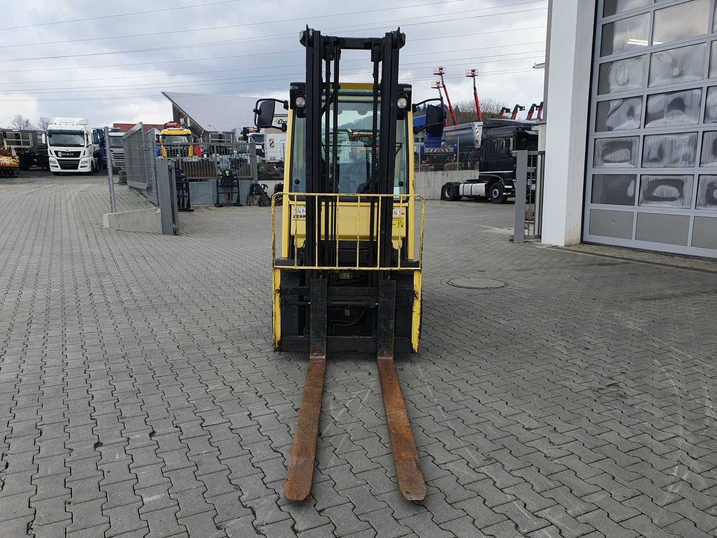 Fahrzeugabbildung Hyster H3.5 FT / Duplex: 3,61m / nur 2.476h / SS
