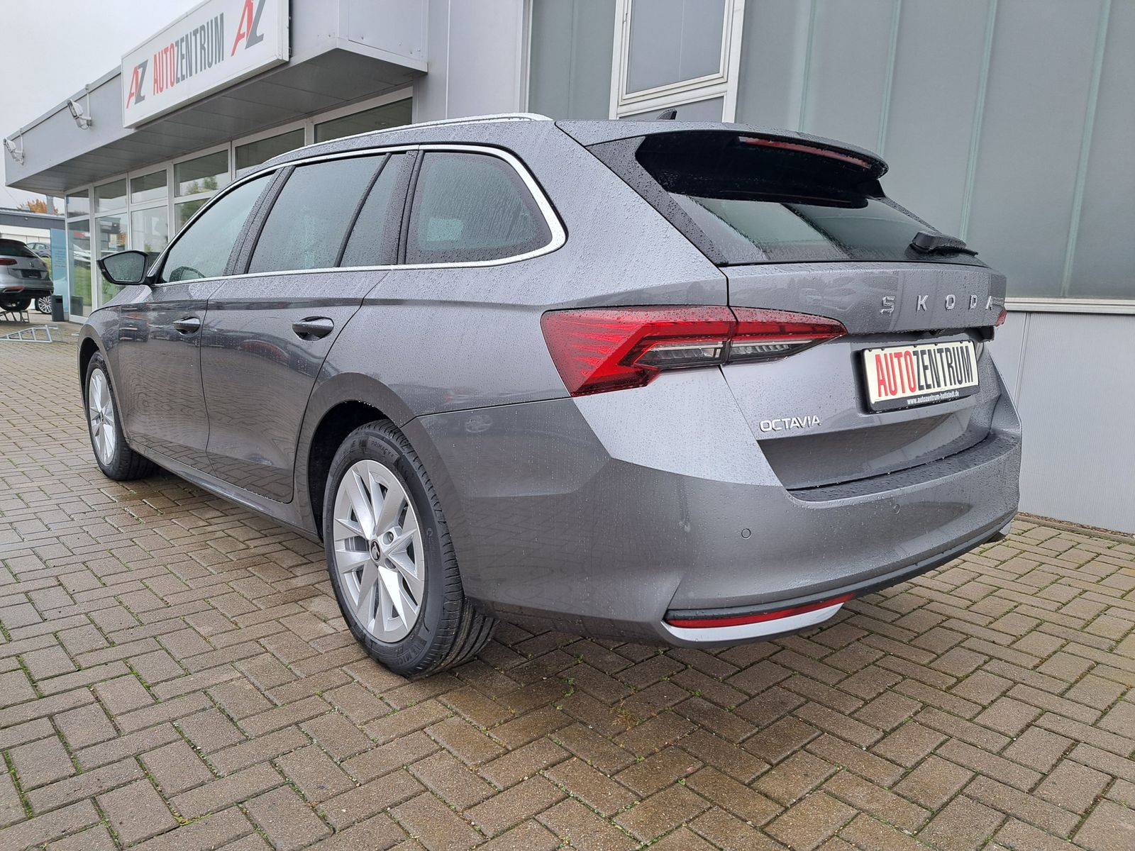 Fahrzeugabbildung SKODA Octavia MY'26 Combi 1.5TSI mHEV AHK NAVI LED ACC