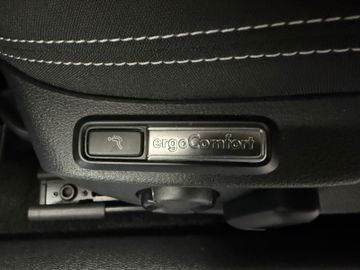 Volkswagen Passat BusinessR.Kamera1.HdCarPlaySHZ V+H