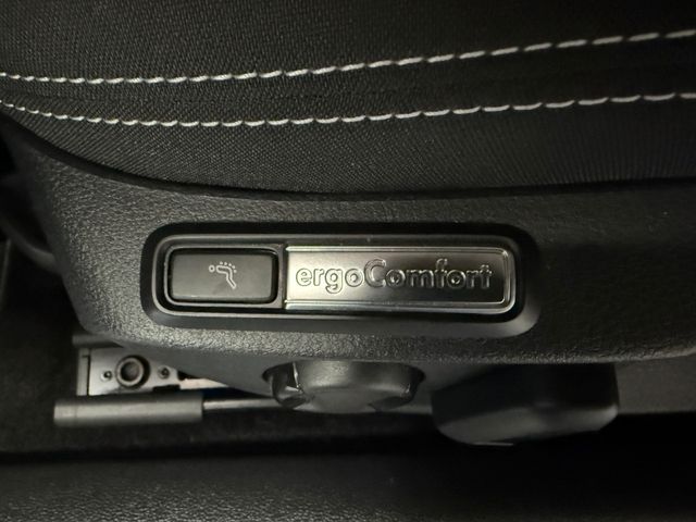 Volkswagen Passat BusinessR.Kamera1.HdCarPlaySHZ V+H