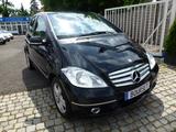 Mercedes-Benz A 160 AVANTGARDE Autom-Klima-erst 63.000KM Allwe - Mercedes-Benz A 160: Automatik