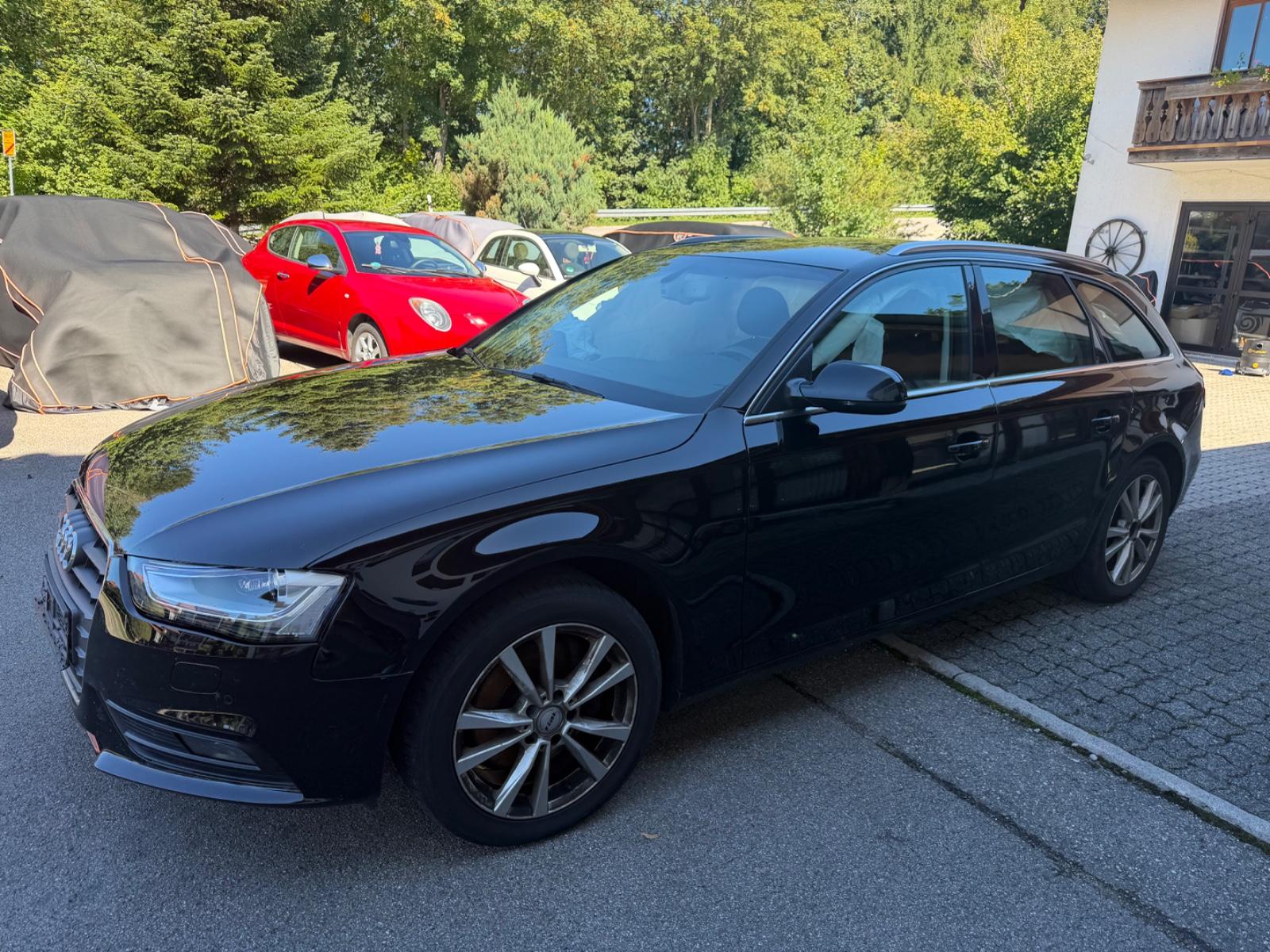 Audi A4 2014 — photo 5