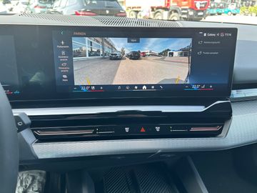 BMW 520d xDrive Touring M Sportpaket Head-Up DAB
