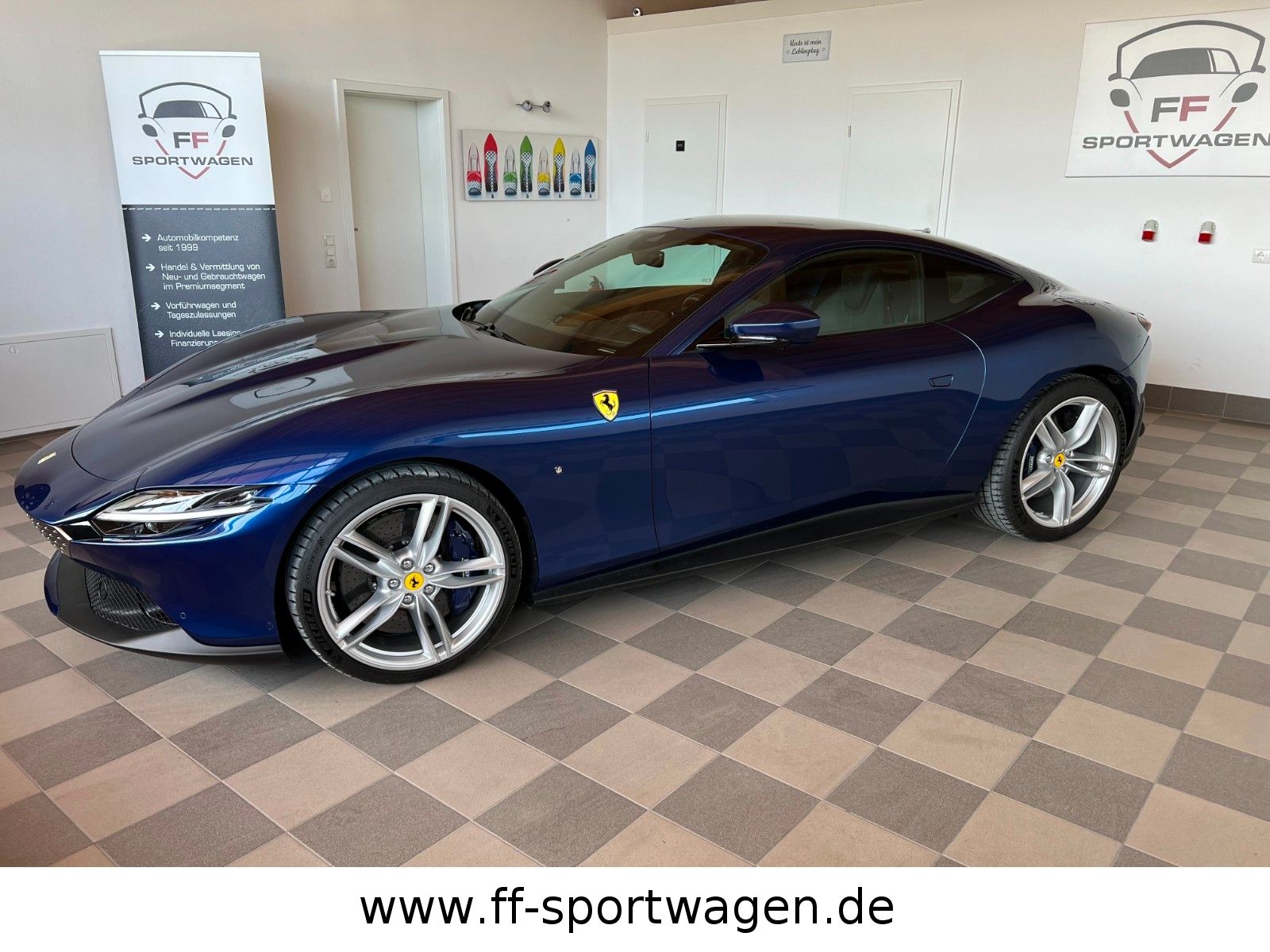 FERRARI Roma
