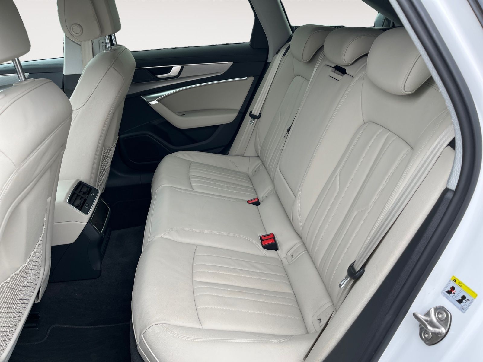 Audi A6 - Bild 14