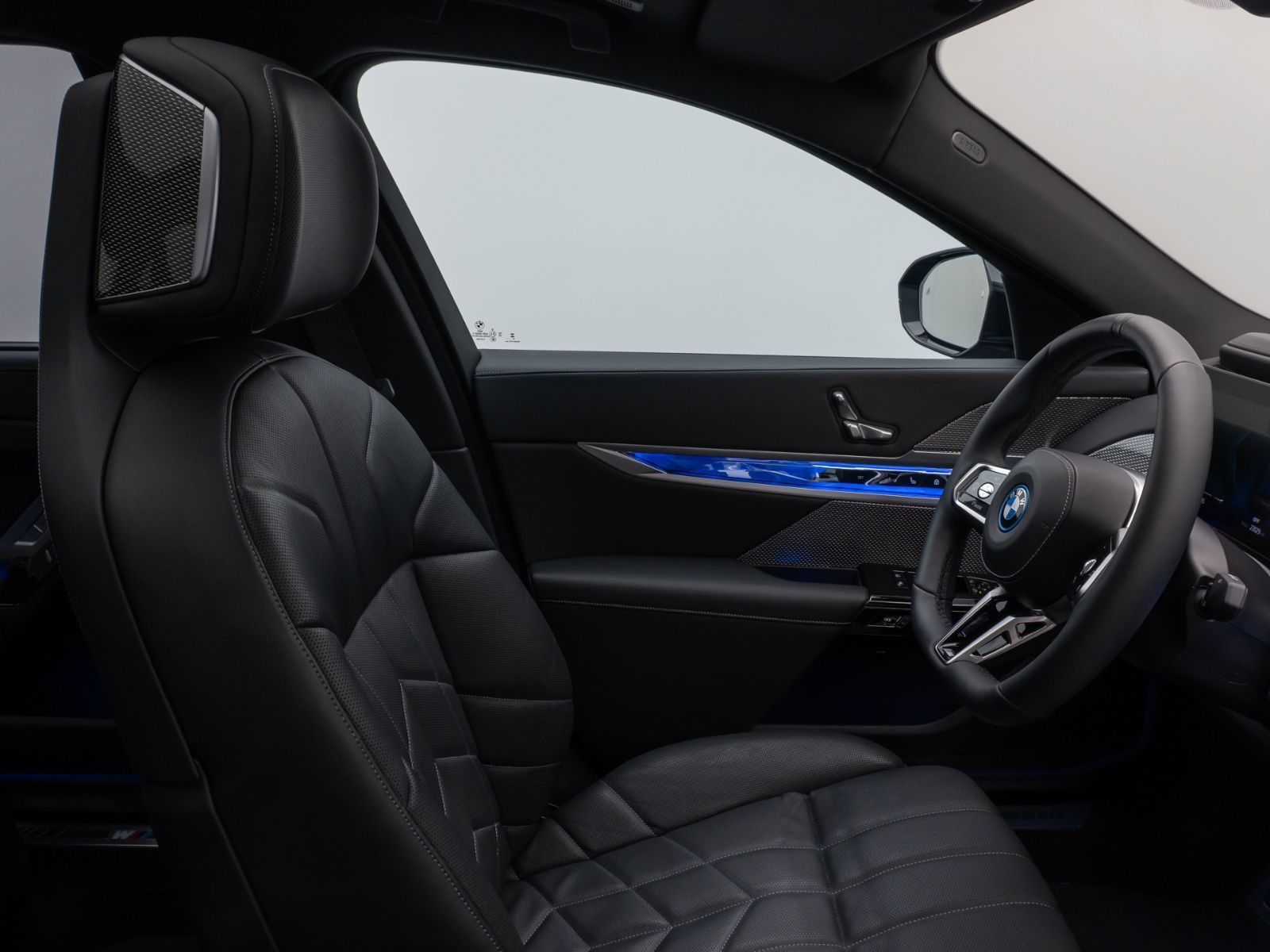 Fahrzeugabbildung BMW i7 xD60 M-Sport HUD Pano 360°Massage ACC Soft 21