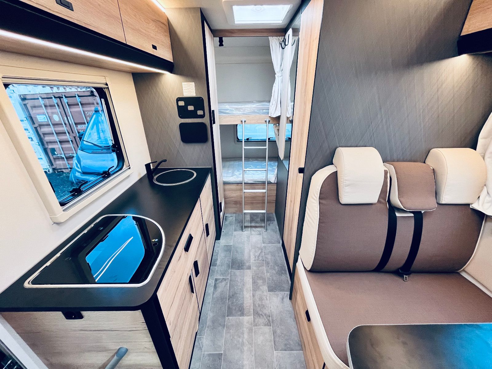 Fahrzeugabbildung XGO Dynamic 27 - Modell 2026