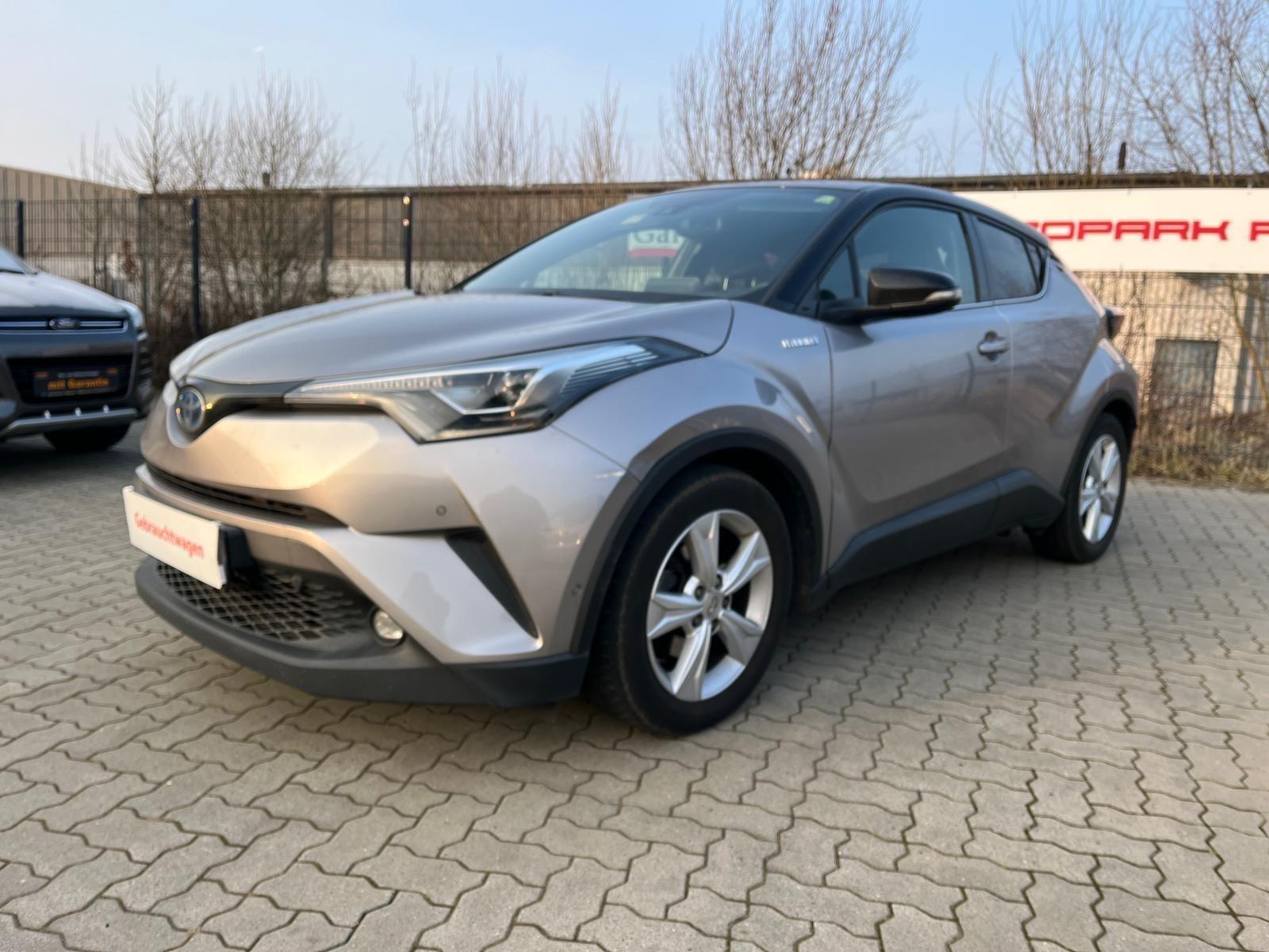 Toyota C-HR 1.8-l-VVTi Hybrid Style Selection *Keyless*