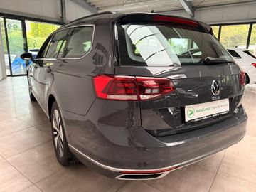 Volkswagen Passat Variant - 10