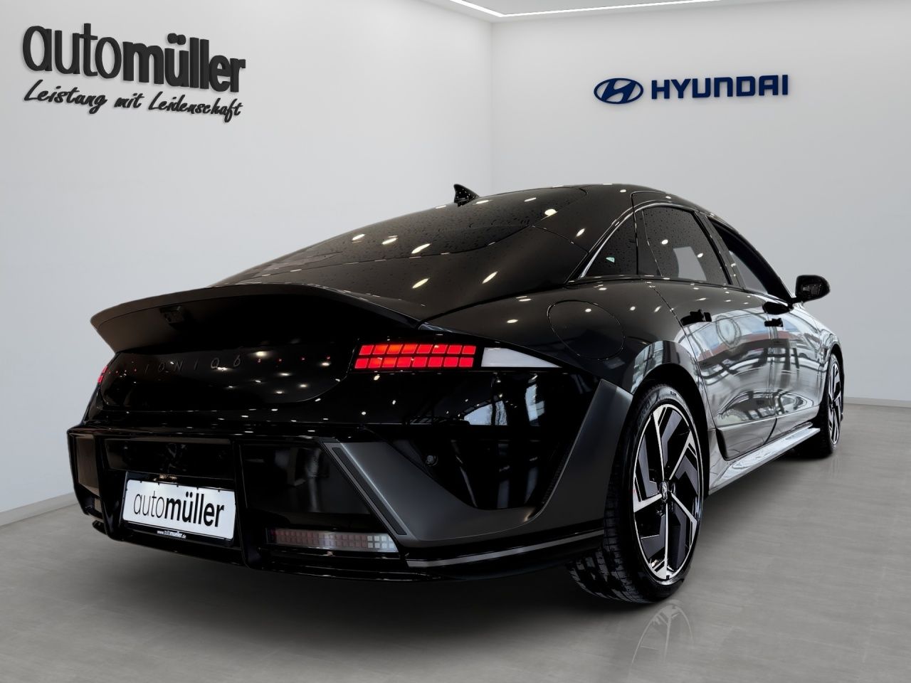 Fahrzeugabbildung Hyundai IONIQ 6 N Line Elektro 84 kWh *CARPLAY*NAVI*SHZ*