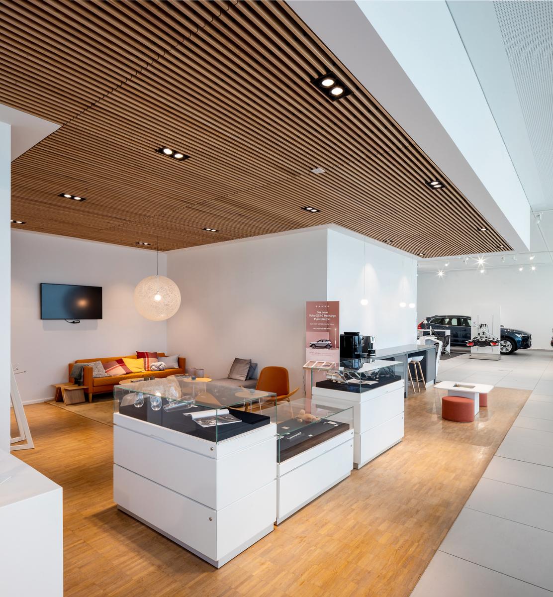 showroom-image-bottom