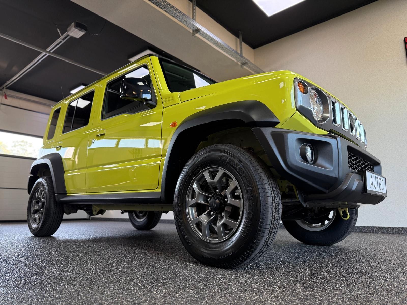 Fahrzeugabbildung Suzuki Jimmy GLX 4-TÜRER AUTOMATIK