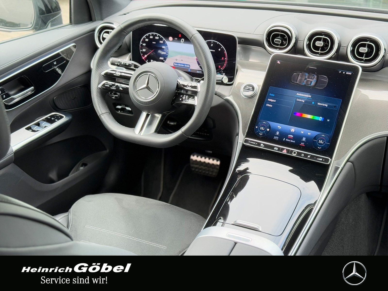 Fahrzeugabbildung Mercedes-Benz GLC 220 d 4M AMG*DISTRONIC*AHK*NIGHT-PAKET*KAMER