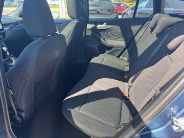 Ford Focus Turnier 1.0 ST-Line LEDAHK