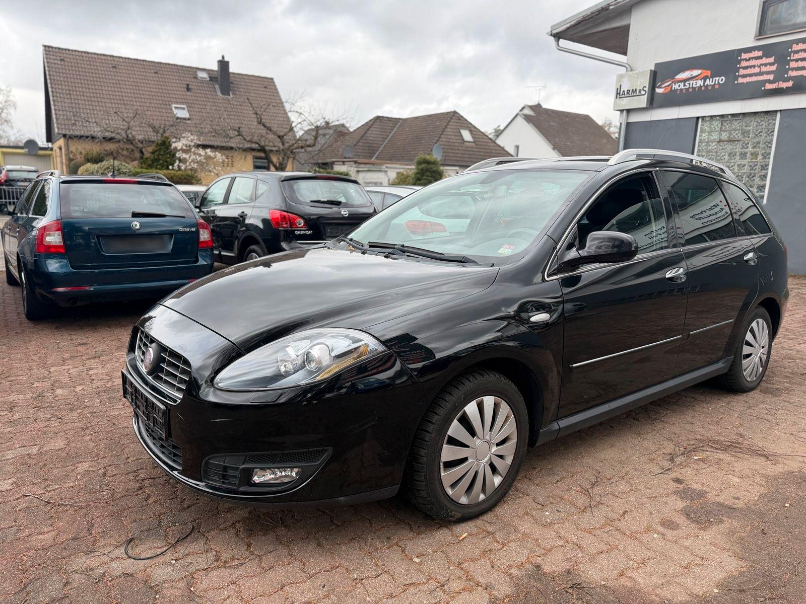Fiat Croma 2009 — rear view