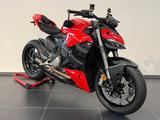 Ducati Streetfighter V2 - DUCATI ST2