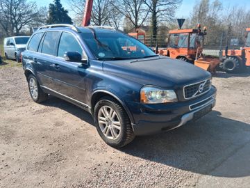 Volvo XC90 - 1