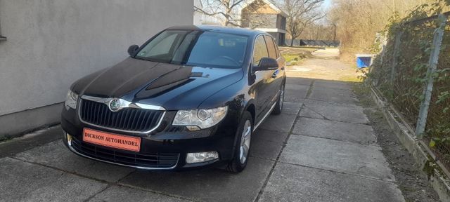 Skoda Superb 1.8 TSI Elegance. TÜV NEU