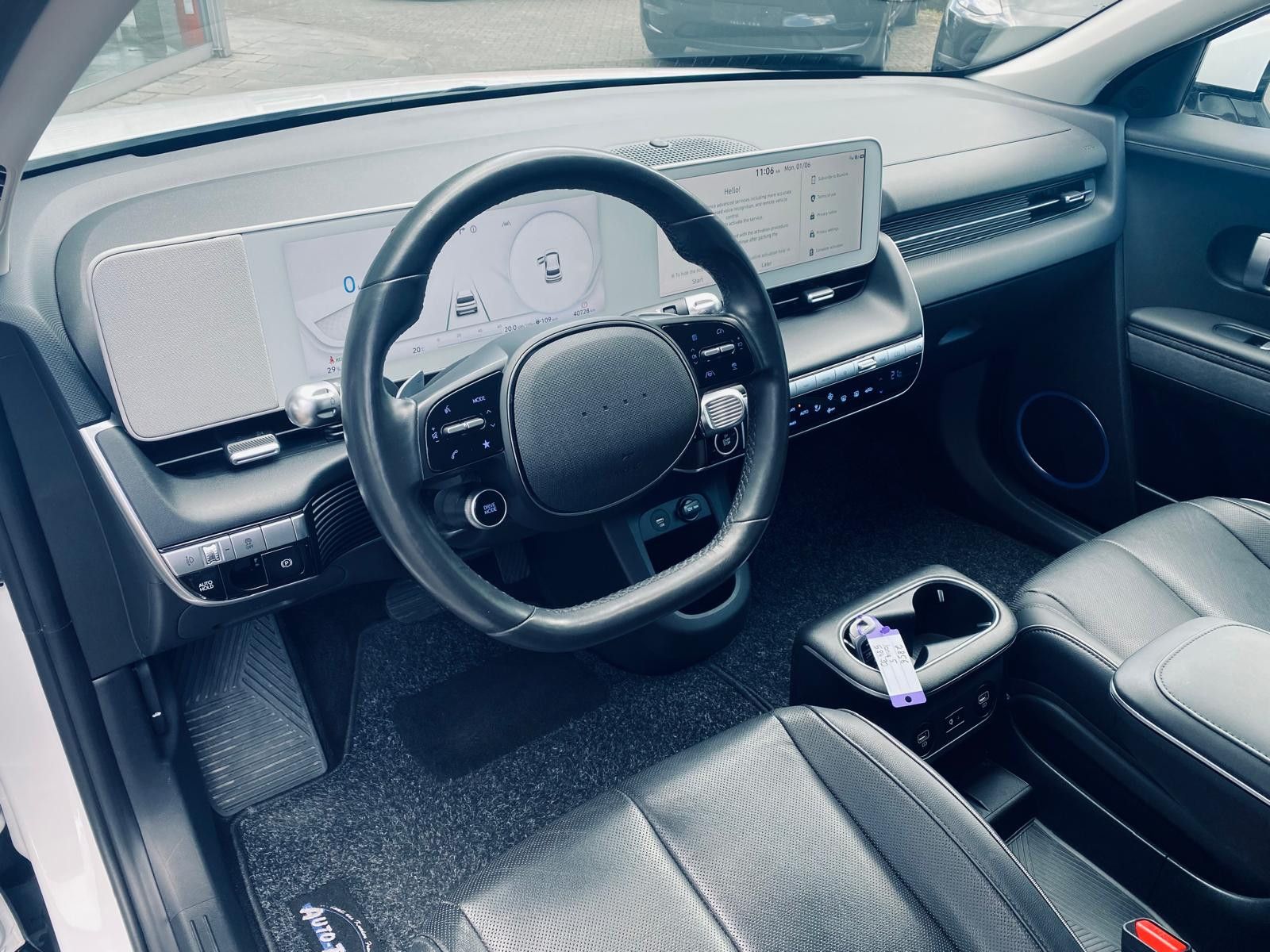 Fahrzeugabbildung Hyundai Ioniq 5 Techniq 4WD WERG.+NAVI+LED+SHZ+KAM+ACC+