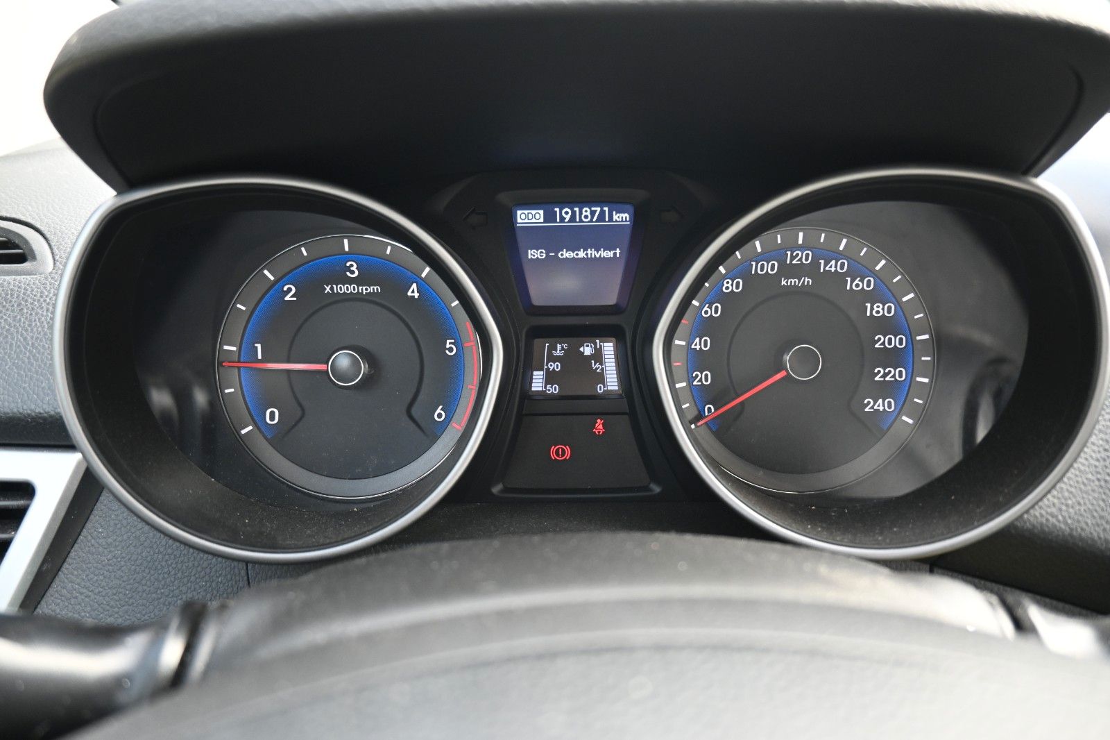 Fahrzeugabbildung Hyundai i30 CW (GDH) 1.6 CRDi DPF, Trend blue*Mietkauf