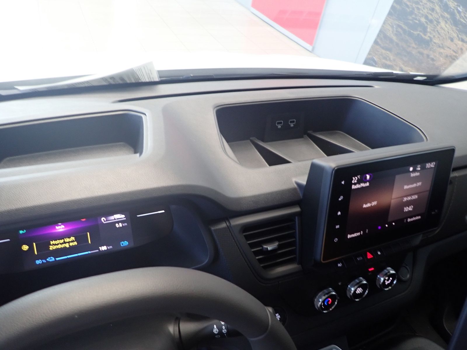 Fahrzeugabbildung Renault Trafic E-TECH 100% elektrisch Kastenwagen L1H1