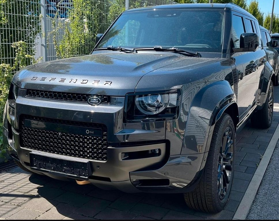 Land Rover Defender  OCTA Edition One PANO HUD 22 Zoll