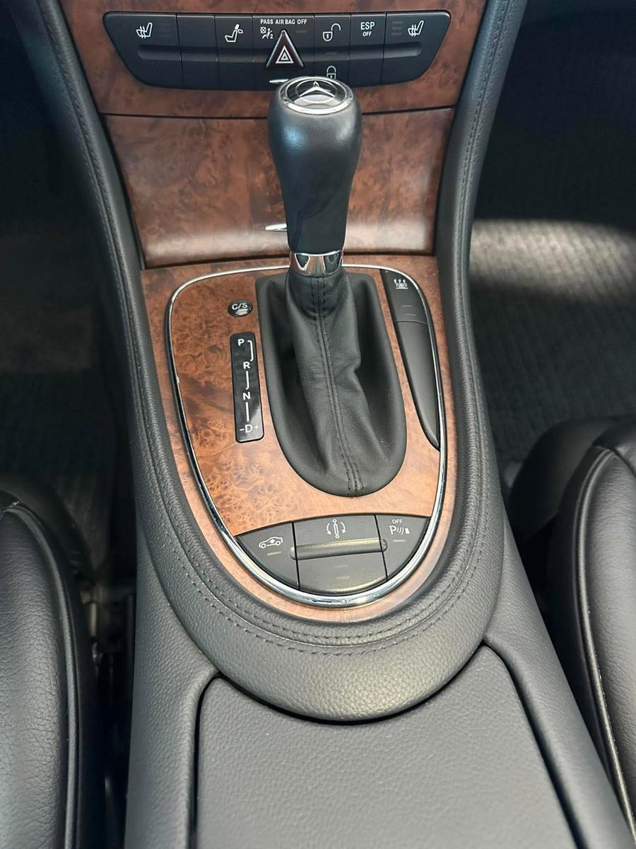 Mercedes CLS 500 5.5 V8 387 ch – Pack AMG – Toit ouvrant – Entretien Mercedes – 125 000 km