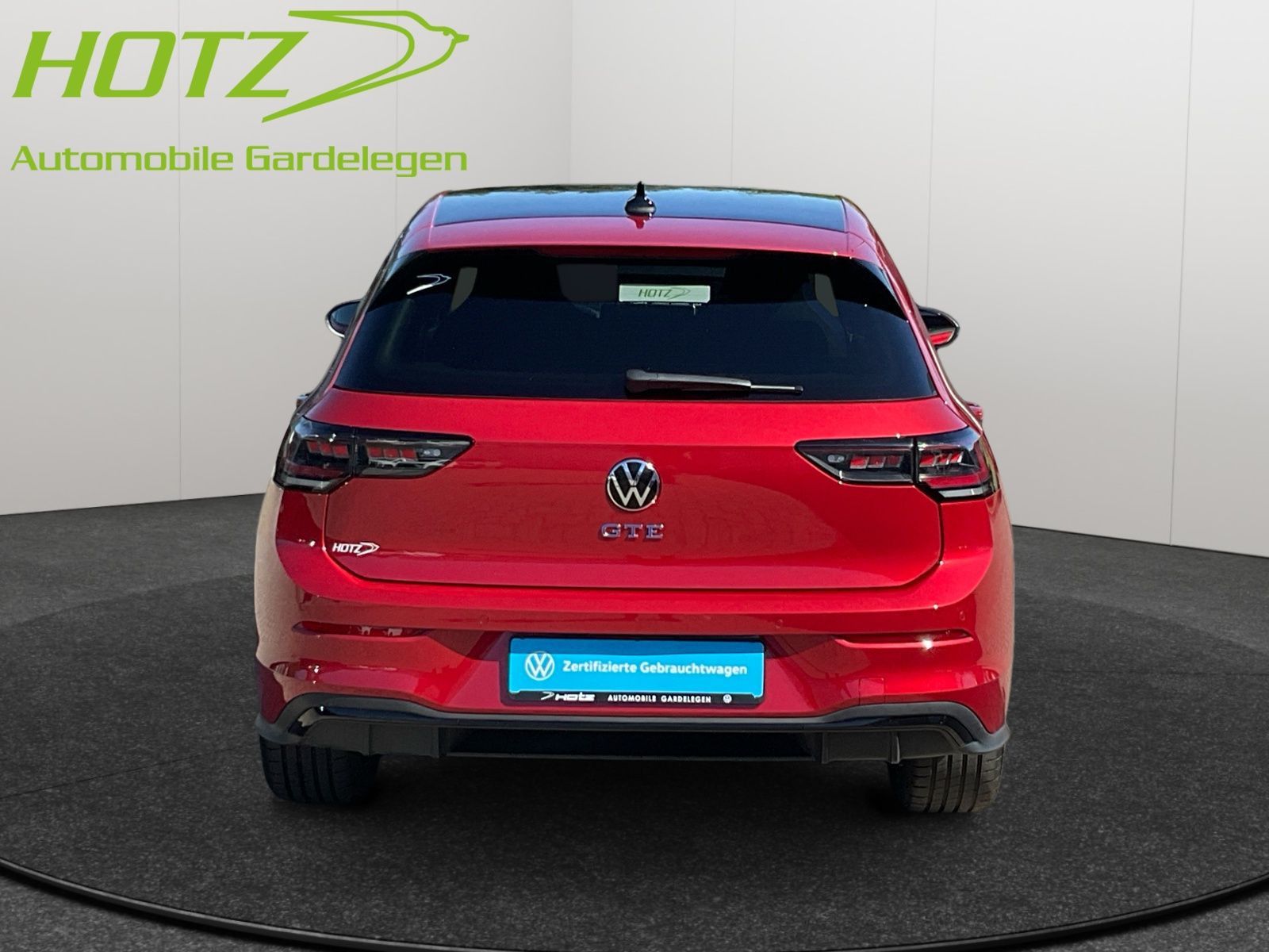 Volkswagen Golf VIII 1.5 TSI DSG GTE Black Style LED NAVI foto 4
