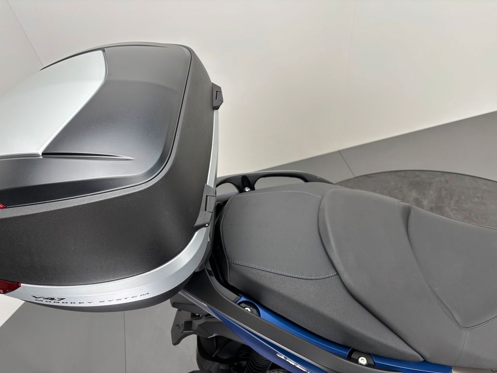 Fahrzeugabbildung Kymco XCITING S 400 I *TOPCASE *1.HAND