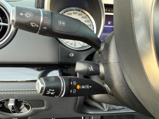 Mercedes-Benz SL 400 2LOOK Edition AMG|Massage|Panorama|Logic7