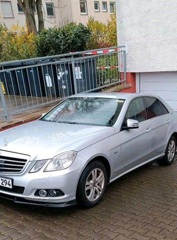 Mercedes-Benz Mercedes e220 CDI.Distronic Plus