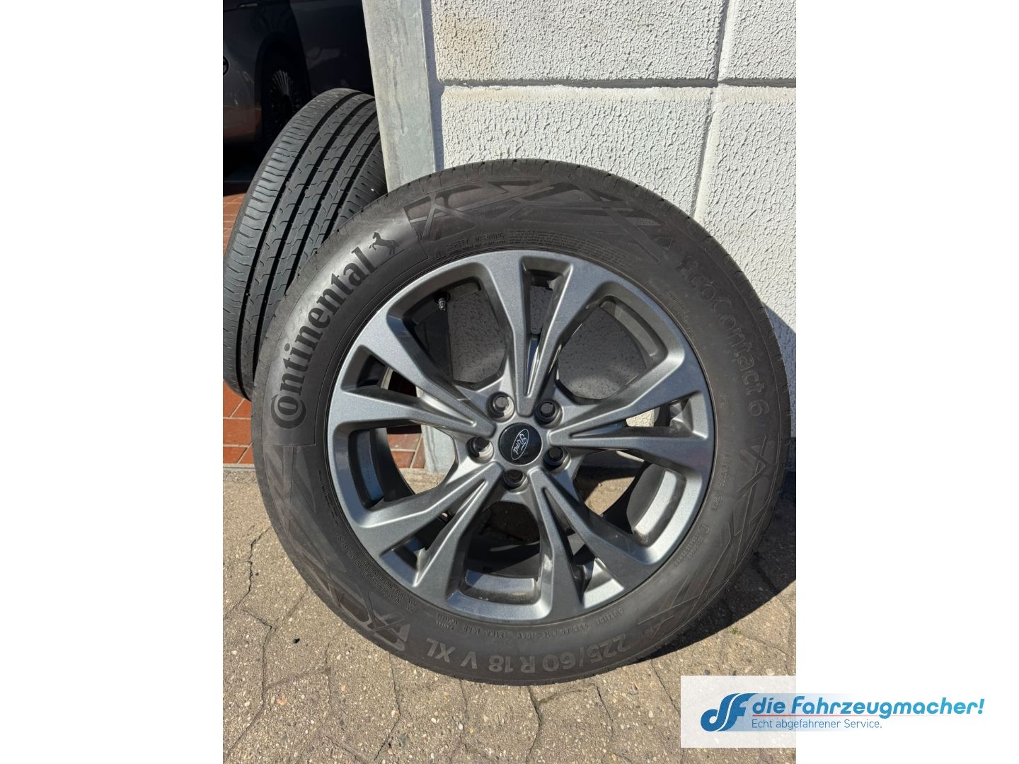 Fahrzeugabbildung Ford Kuga Plug-In Hybrid ST-Line X Navi Digitales Coc