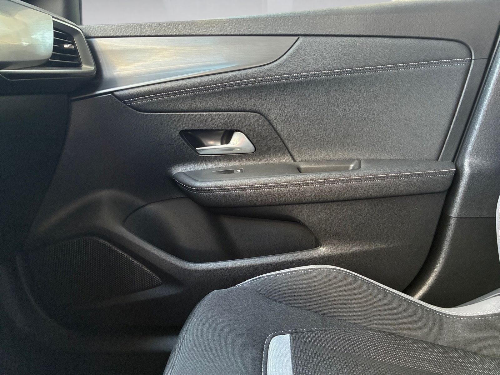 Fahrzeugabbildung Opel Mokka 1.2 GS Kamera,LED,Matrix,Navi,SHZ,Keyless