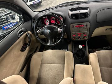 Alfa Romeo 147 1.6 16V T.Spark ECO *Klima*TÜV*CD-Player*