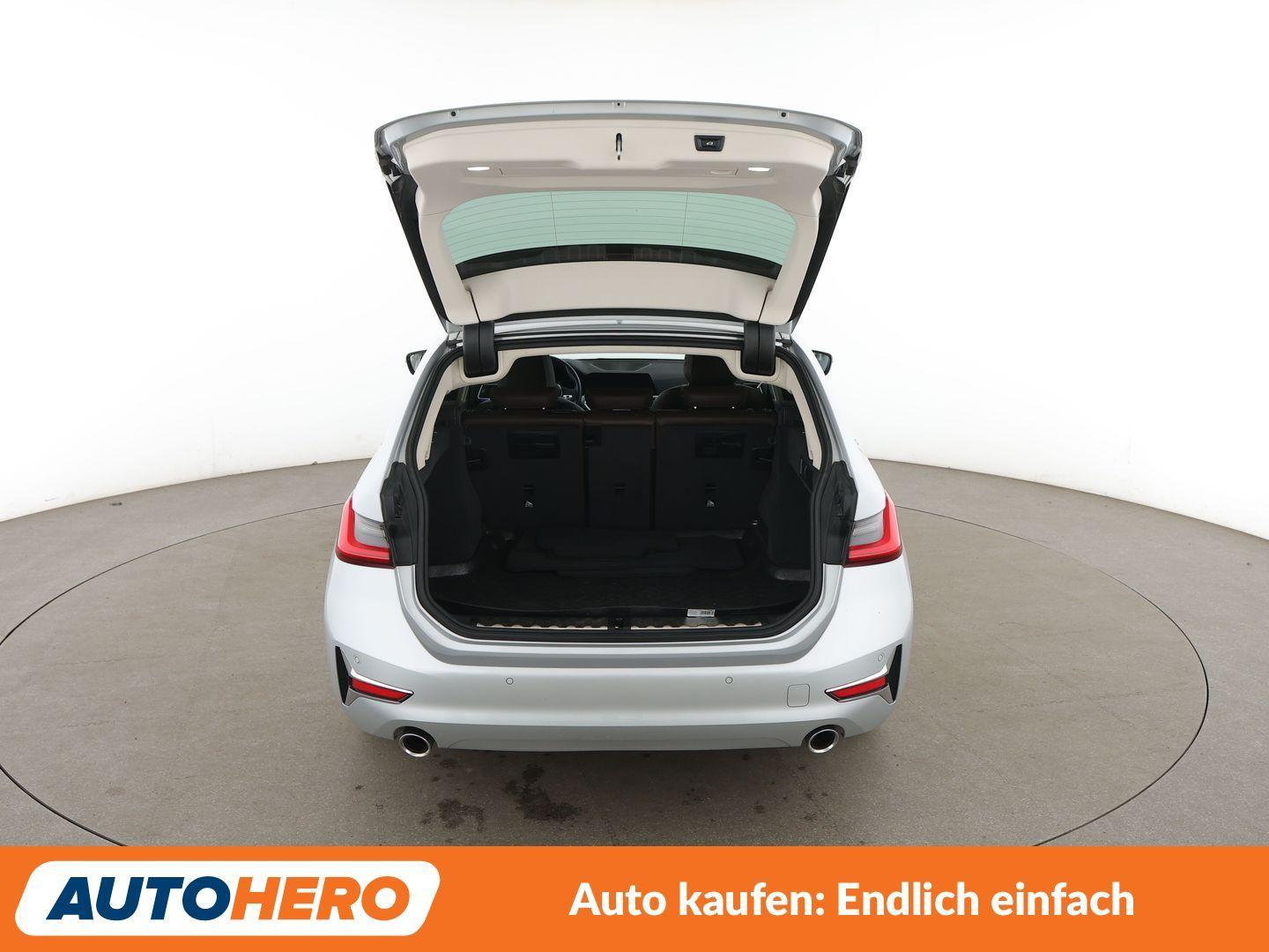 BMW 3er 320d xDrive Luxury Line Aut.*NAVI*HUD*LED*