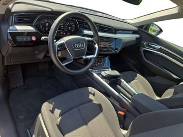 Audi Q8 e-tron - 4