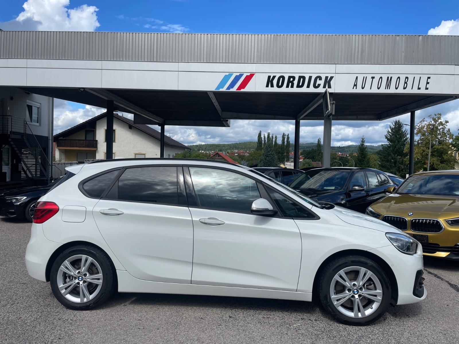 BMW 225xe ACTIVE TOURER "SPORT LINE"/NAVI/LED/CAM