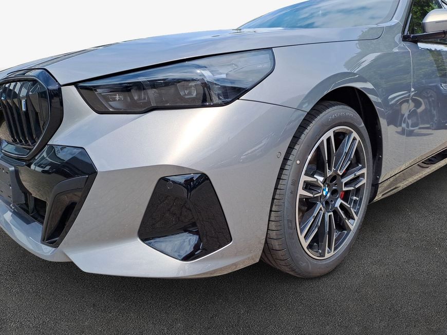 BMW i5 eDrive40 250 kW, 4-türig (Strom) foto 7