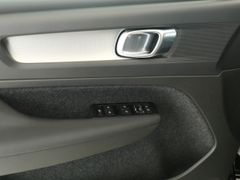 Fahrzeugabbildung Volvo XC40 T5 RC Inscription Expression*RFK*Qi*ACC*AHK
