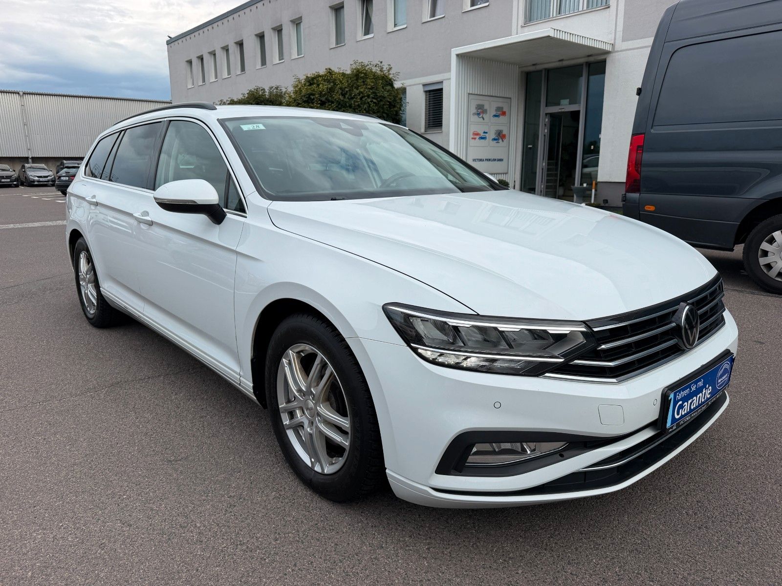 Volkswagen Passat Variant - 1