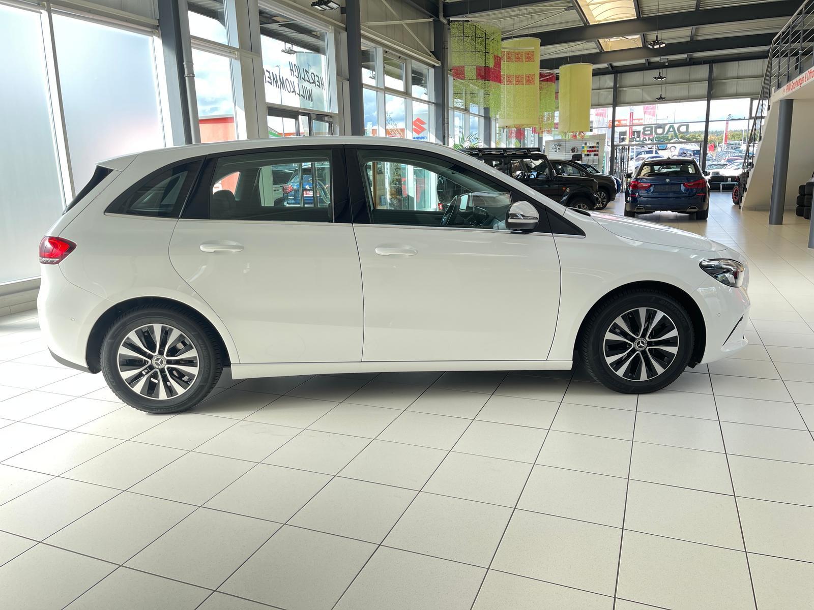 Mercedes-Benz B-Class Style+Leder+Navi+Klimaa+Kamera+Alu+LED+uvm, миниатюра 6
