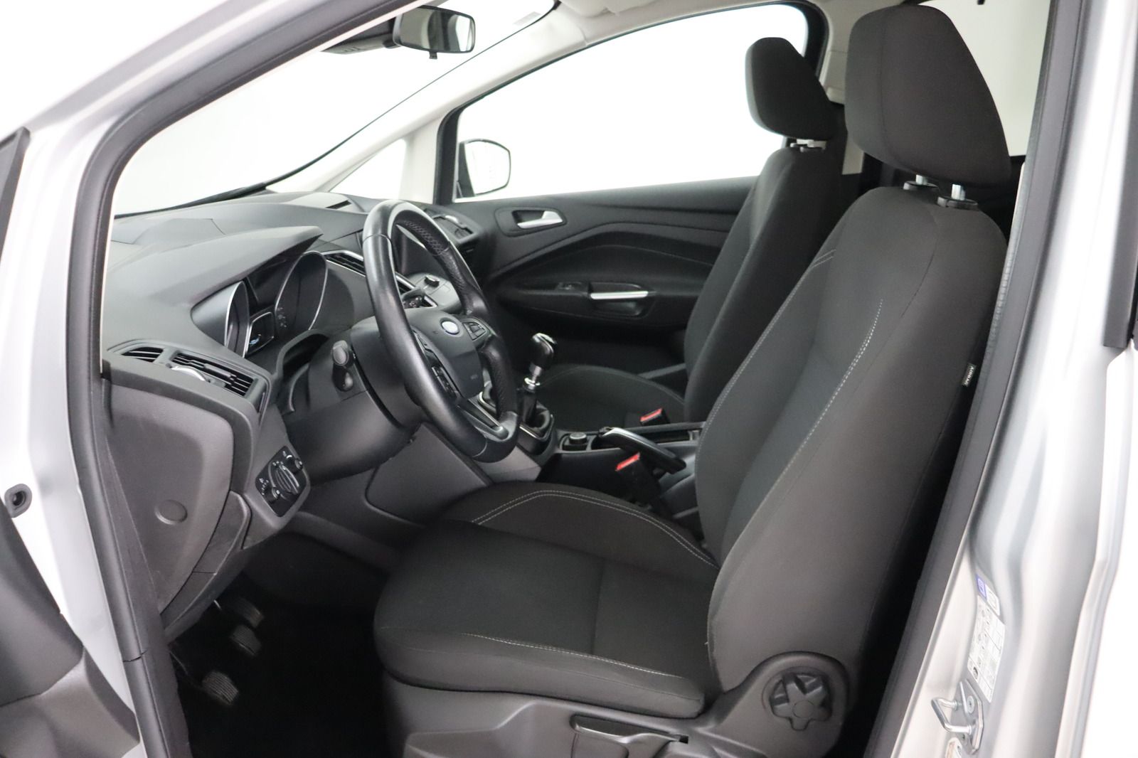 Fahrzeugabbildung Ford Grand C-Max 1.0 Cool & Connect * Navi * SHZ HU/A