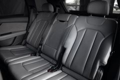 AUDI Q7 3.0 TDI quattro S-Line Sport Plus*PSD*AHK*7-S