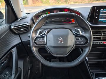 Peugeot 2008 - 8