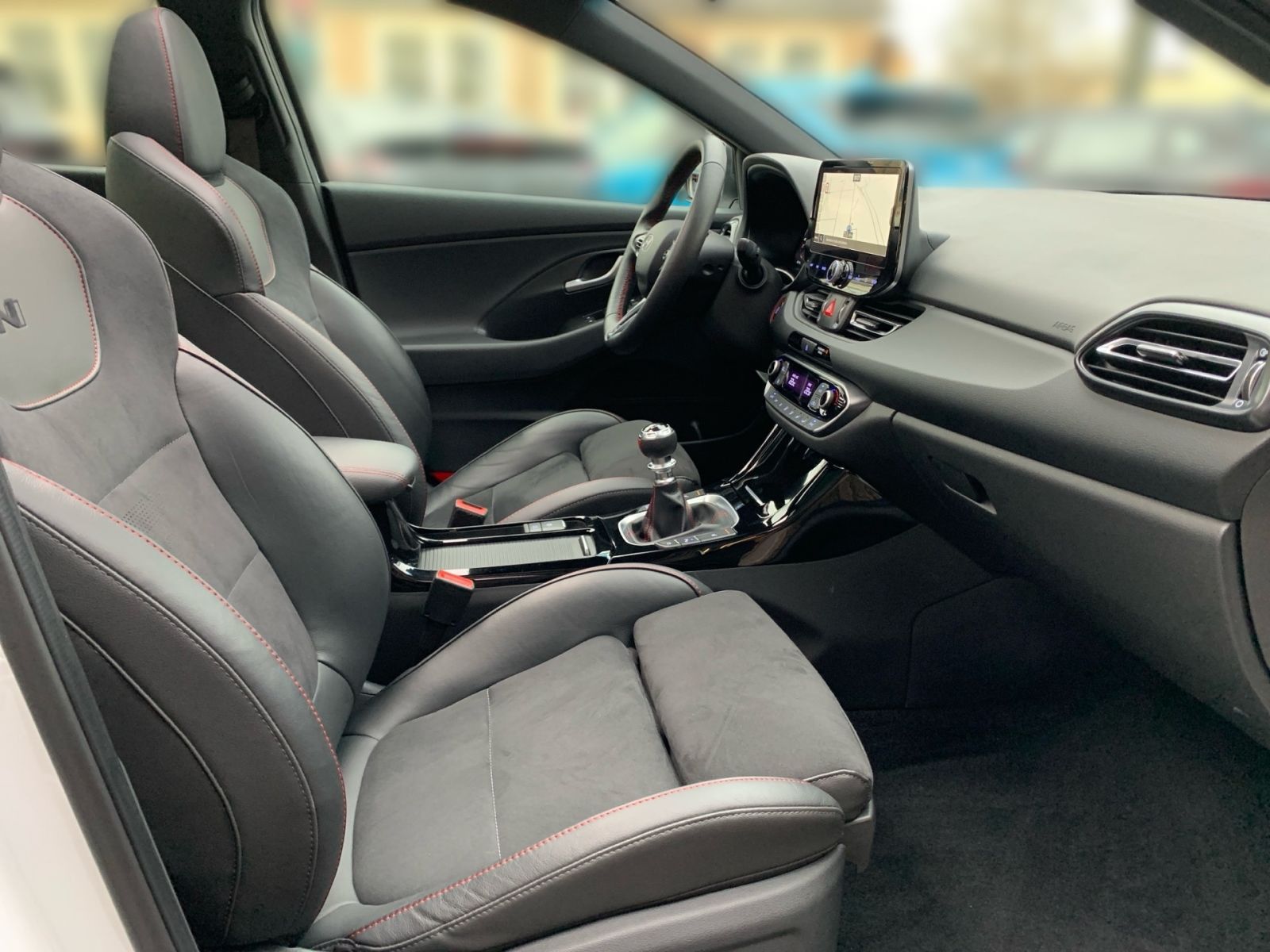 Fahrzeugabbildung Hyundai i30 1.5 T-GDI N Line Mild-Hybrid Pan Dach Sitz P