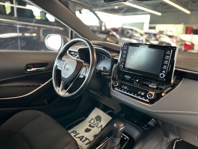Toyota Corolla  Touring Sports Hybrid Club