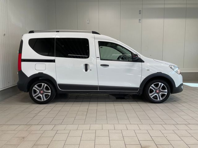 Dokker Stepway Plus 1.3 TCe 130 NAVI TEMPOMAT